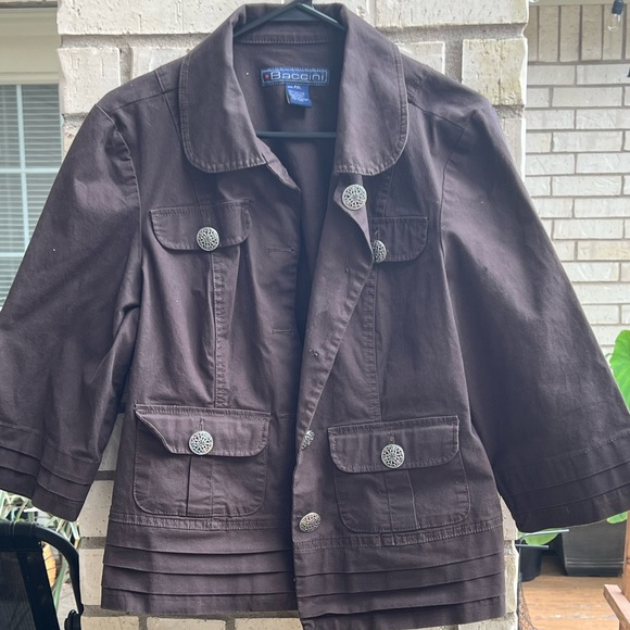 Light weight jacket - Picture 1 of 2